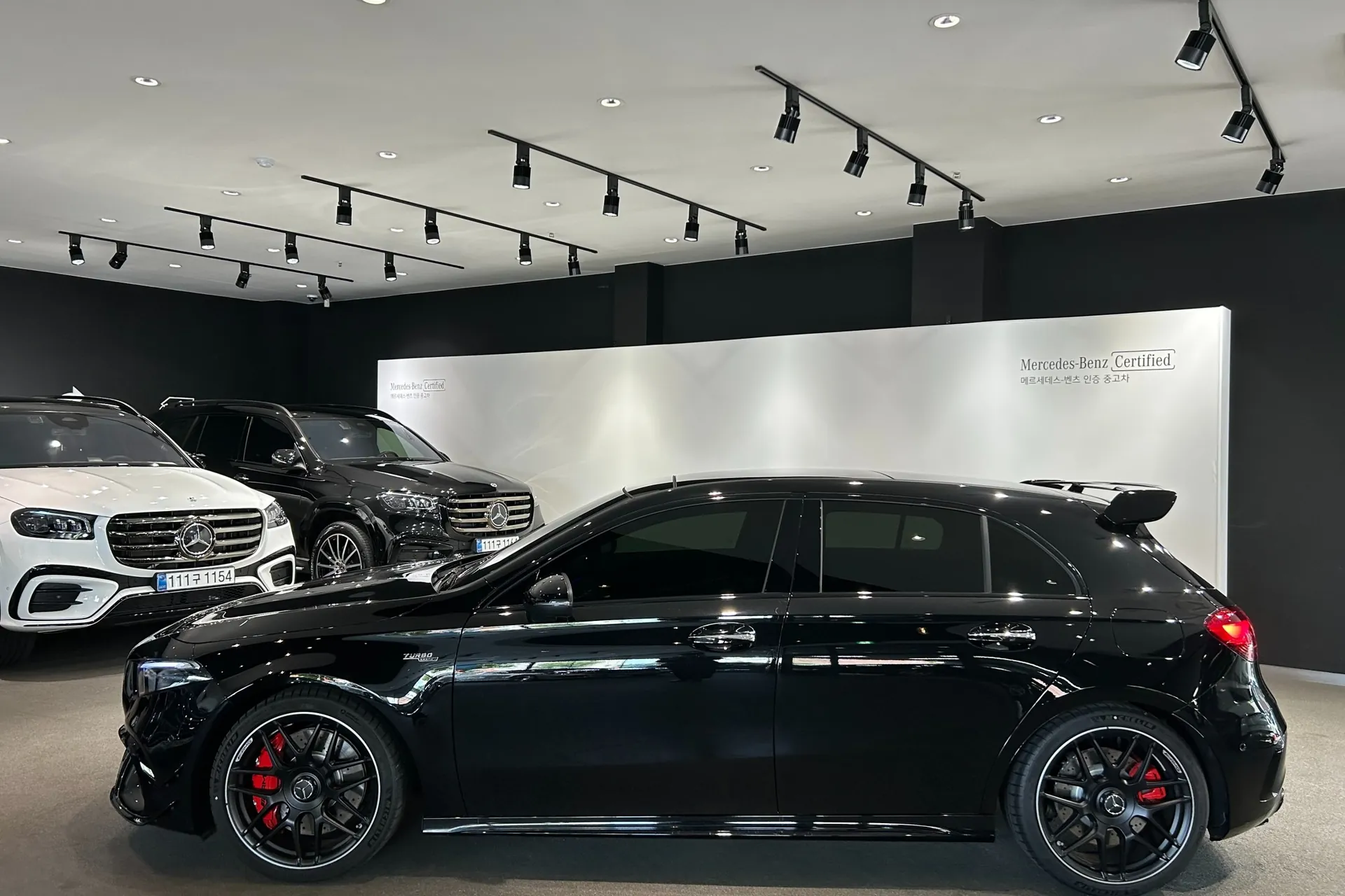 Mercedes-Benz A-Class A45 S 4MATIC+ 2026 2.0 л 421 л.с Бензин, новый авто, Полный привод, Автомат, цвет Чёрный, страна-производитель — Корея AMG A 45 S 4MATIC+ - фото 2