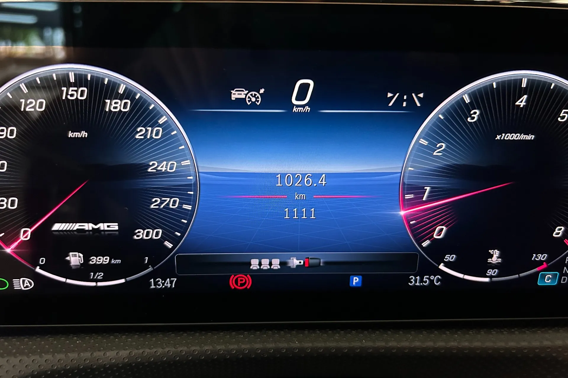 Автомобиль Mercedes-Benz A-Class A45 S 4MATIC+ 2026 2.0 л 421 л.с Бензин, Чёрный, пробег 1 110 км, производство — Корея, доставка по РФ, фото 9