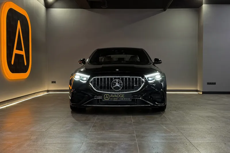 Mercedes-Benz AMG E 53 4MATIC+ 2025 3.0 л 585 л.с Гибрид, новый авто, Полный привод, Автомат, цвет Чёрный, страна-производитель — Германия AMG E 53 4MATIC+ - фото 2