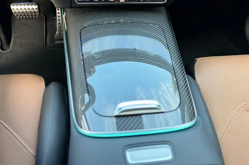 Mercedes-Benz AMG E 53 Hybrid 4Matic+ Premium Plus 2026, чёрный, фото 24