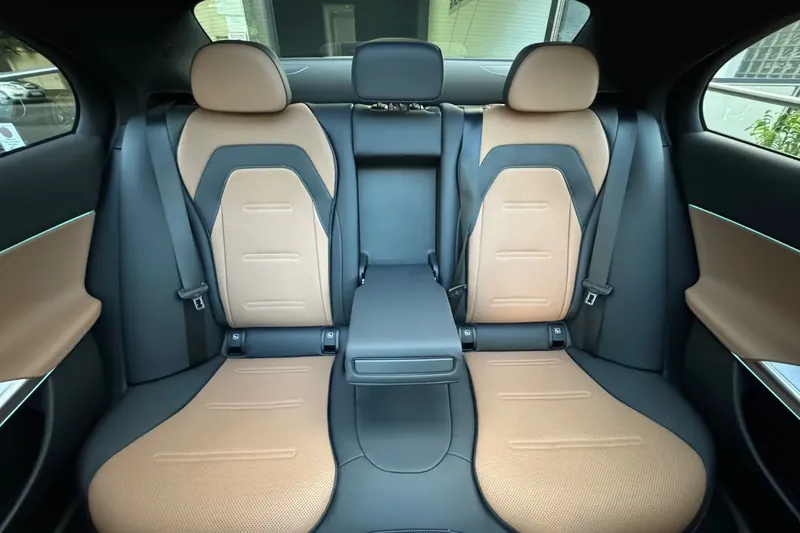 Mercedes-Benz AMG E 53 Hybrid 4Matic+ Premium Plus 2026 3.0 л 612 л.с Гибрид, пробег 23 км, цвет кузова Чёрный, тип трансмиссии Автомат, привод Полный привод, из Германия, фото 18