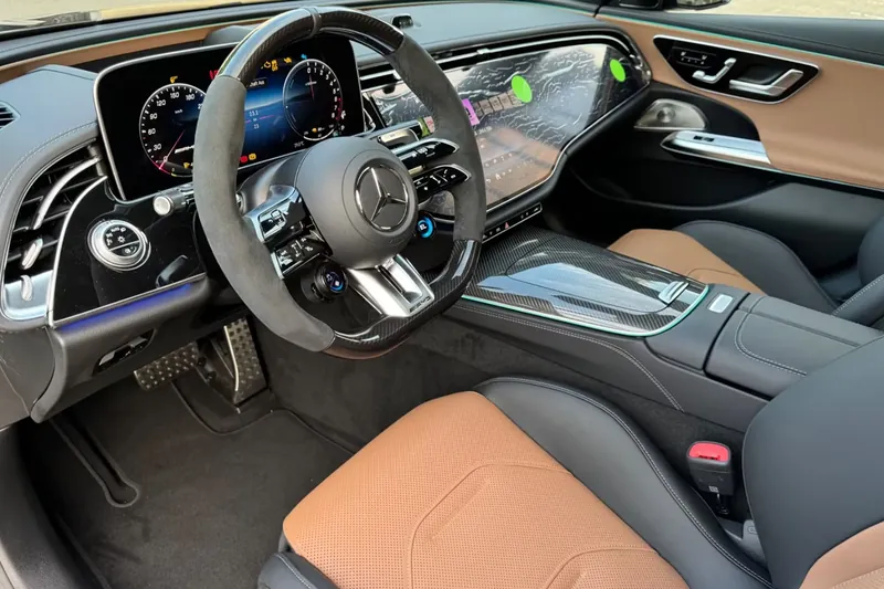 Выбор покупателей — Mercedes-Benz AMG E 53 Hybrid 4Matic+ Premium Plus 2026 3.0 л 612 л.с Гибрид, пробег 23 км, Чёрный, привезён из Германия, доставка по РФ, фото 6