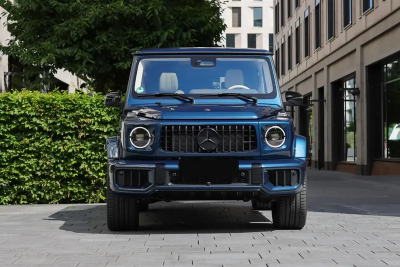 Mercedes-Benz AMG G 63 2026 4.0 л 605 л.с Бензин, новый авто, Полный привод, Автомат, цвет Синий, страна-производитель — Германия AMG G 63 - фото 2