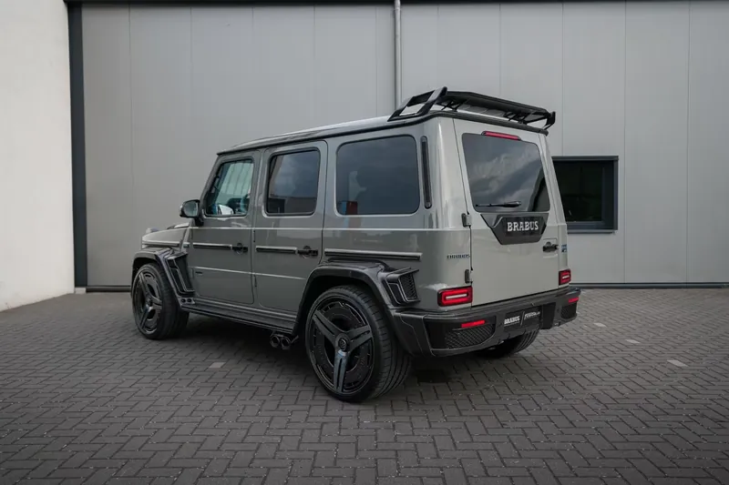 Заказать Mercedes-Benz AMG G63 Brabus G900 Rocket Edition 2026 4.5 л 900 л.с Бензин с пробегом 99 км, Автомат, Полный привод, цвет Серый, поставка из Германия, доставка по РФ G 63 AMG G900 Rocket Edition - фото 3