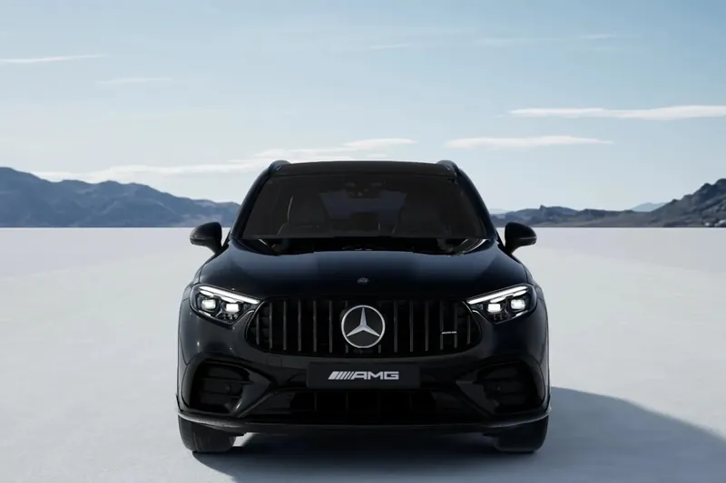 Mercedes-Benz AMG GLC 53 4MATIC+ AMG Line 2026 3.0 л 449 л.с Бензин, новый авто, Полный привод, Автомат, цвет Чёрный, страна-производитель — Германия AMG GLC 53 4MATIC+ AMG Line - фото 2