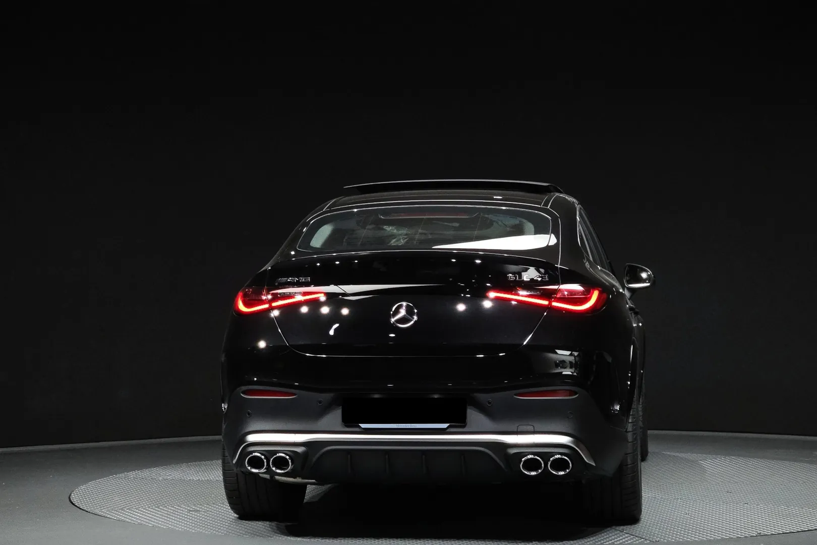 Купить Mercedes-Benz AMG GLC43 4MATIC Coupe 2026 2.0 л 421 л.с Бензин, Чёрный, Автомат, Полный привод — авто из Германия, с доставкой по всей России