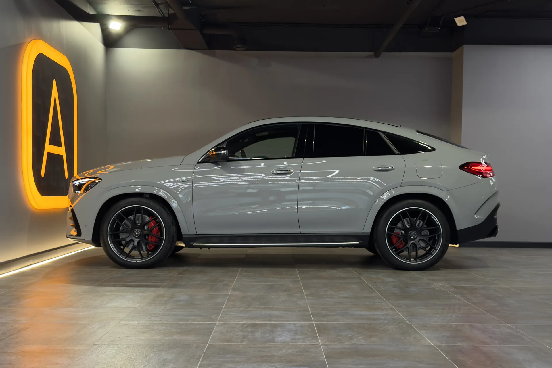 Mercedes-Benz AMG GLE53 4MATIC 2025 3.0 л 544 л.с Гибрид в продаже: Серый, Автомат, Полный привод, страна-производитель — Германия, доставка по РФ