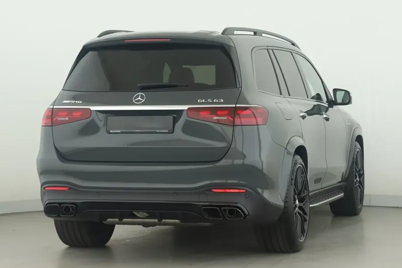 Mercedes-Benz AMG GLS 63 4MATIC+ AMG Line 2026 4.0 л 612 л.с Бензин, новый авто, Полный привод, Автомат, цвет Серый, страна-производитель — Германия AMG GLS63 4MATIC+ AMG Line - фото 2