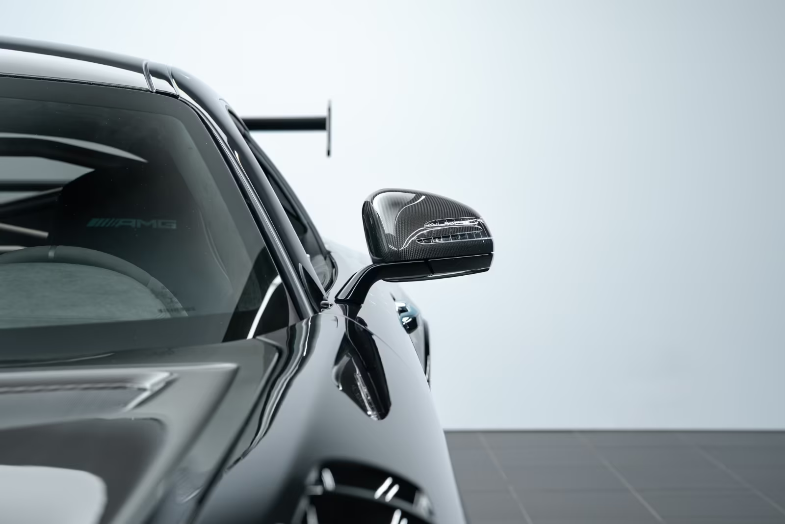 Автомобиль Mercedes-Benz AMG GT Black Series Project One Edition (1 of 275) 2021 4.0 л 730 л.с Бензин, Чёрный, пробег 1 950 км, производство — Германия, доставка по РФ