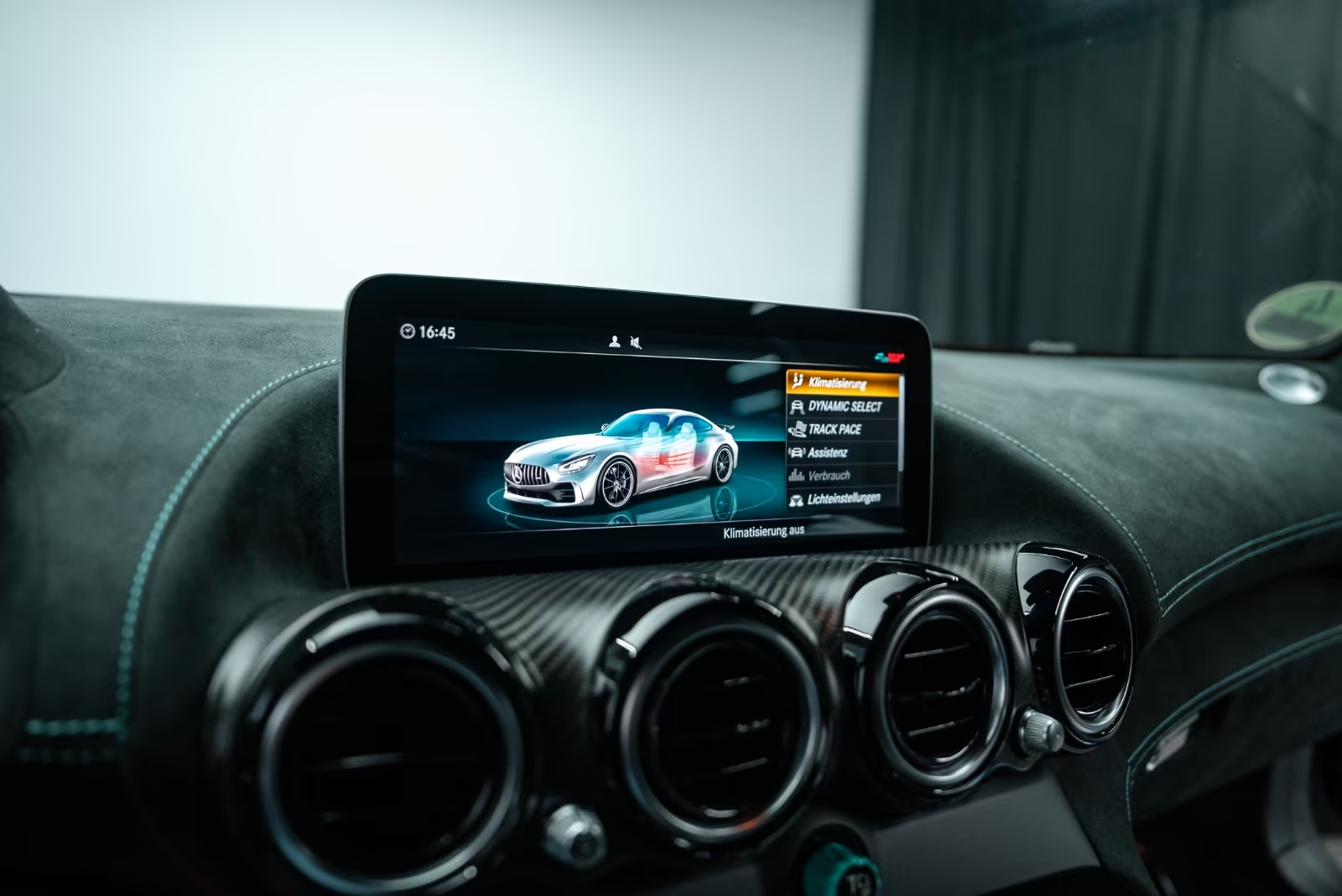 Mercedes-Benz AMG GT Black Series Project One Edition (1 of 275) 2021 4.0 л 730 л.с Бензин, пробег 1 950 км, Чёрный цвет, коробка Автомат, привод Задний привод, авто из Германия