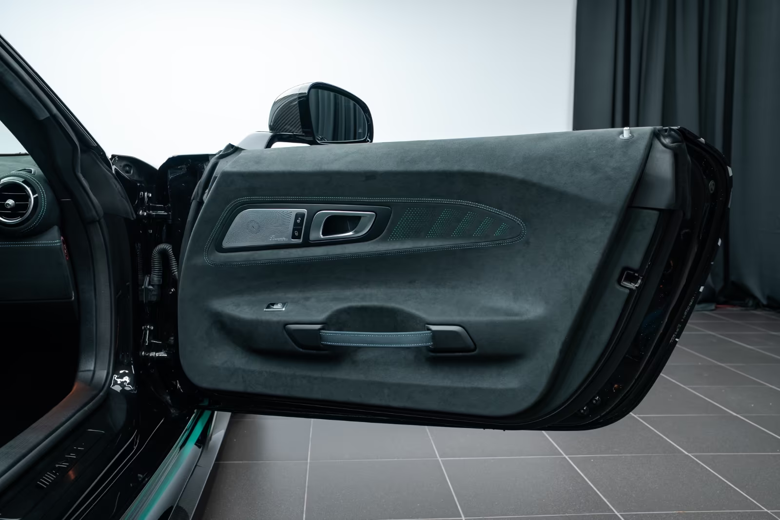 Заказать Mercedes-Benz AMG GT Black Series Project One Edition (1 of 275) 2021 4.0 л 730 л.с Бензин, Чёрный, Задний привод, Автомат — поставка из Германия, доставка по России и СНГ