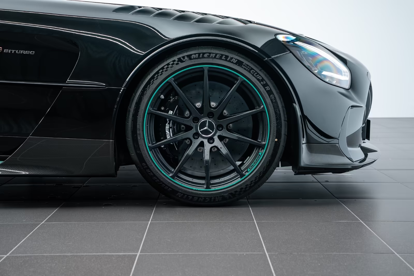 Надёжный Mercedes-Benz AMG GT Black Series Project One Edition (1 of 275) 2021 4.0 л 730 л.с Бензин с двигателем 4,0 л, Чёрный, пробег 1 950 км, Автомат, поставка из Германия