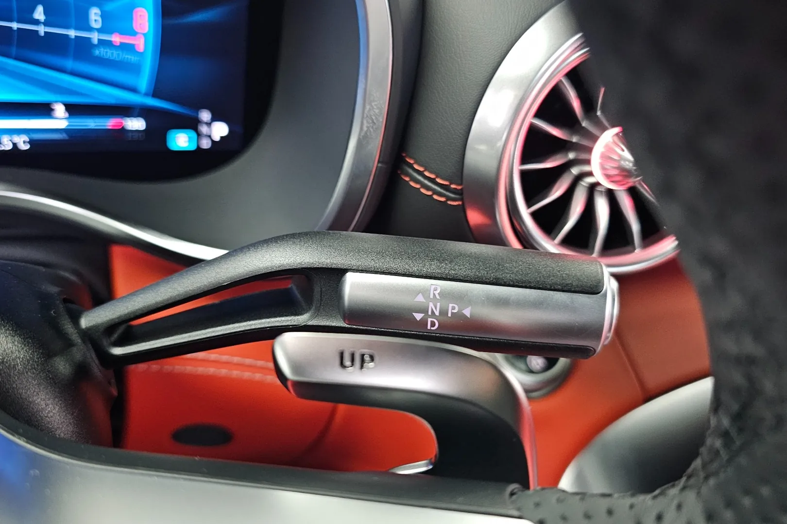 Заказать Mercedes-Benz AMG GT55 4MATIC+ 2025 4.0 л 476 л.с Бензин, Чёрный, Полный привод, Автомат — поставка из Германия, доставка по России и СНГ