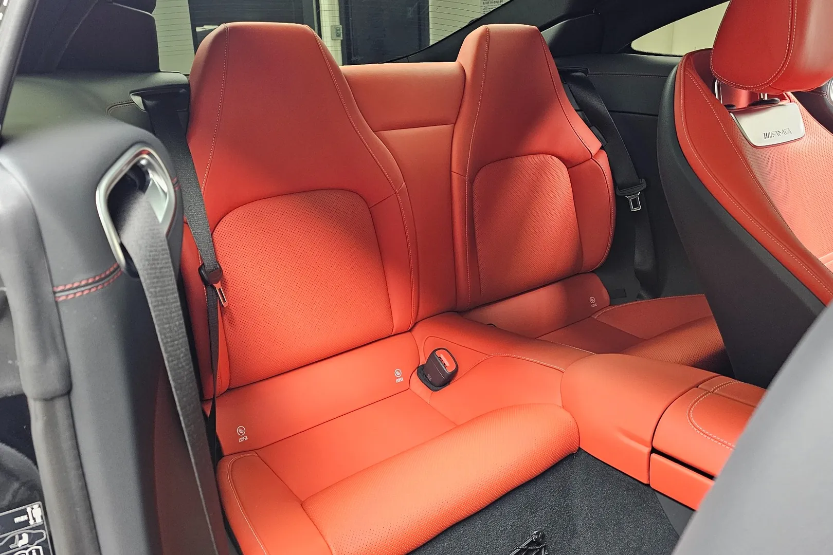 Надёжный Mercedes-Benz AMG GT55 4MATIC+ 2025 4.0 л 476 л.с Бензин с двигателем 4,0 л, Чёрный, пробег 3 325 км, Автомат, поставка из Германия