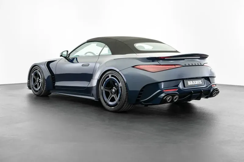 Заказать Mercedes-Benz Brabus SL 63 S E Performance Rocket GTC "Deep Blue", plug-in hybrid 2026 4.0 л 1000 л.с Гибрид с пробегом 10 км, Автомат, Полный привод, цвет Синий, поставка из Германия, доставка по РФ SL 63 S E Performance Rocket GTC - фото 3