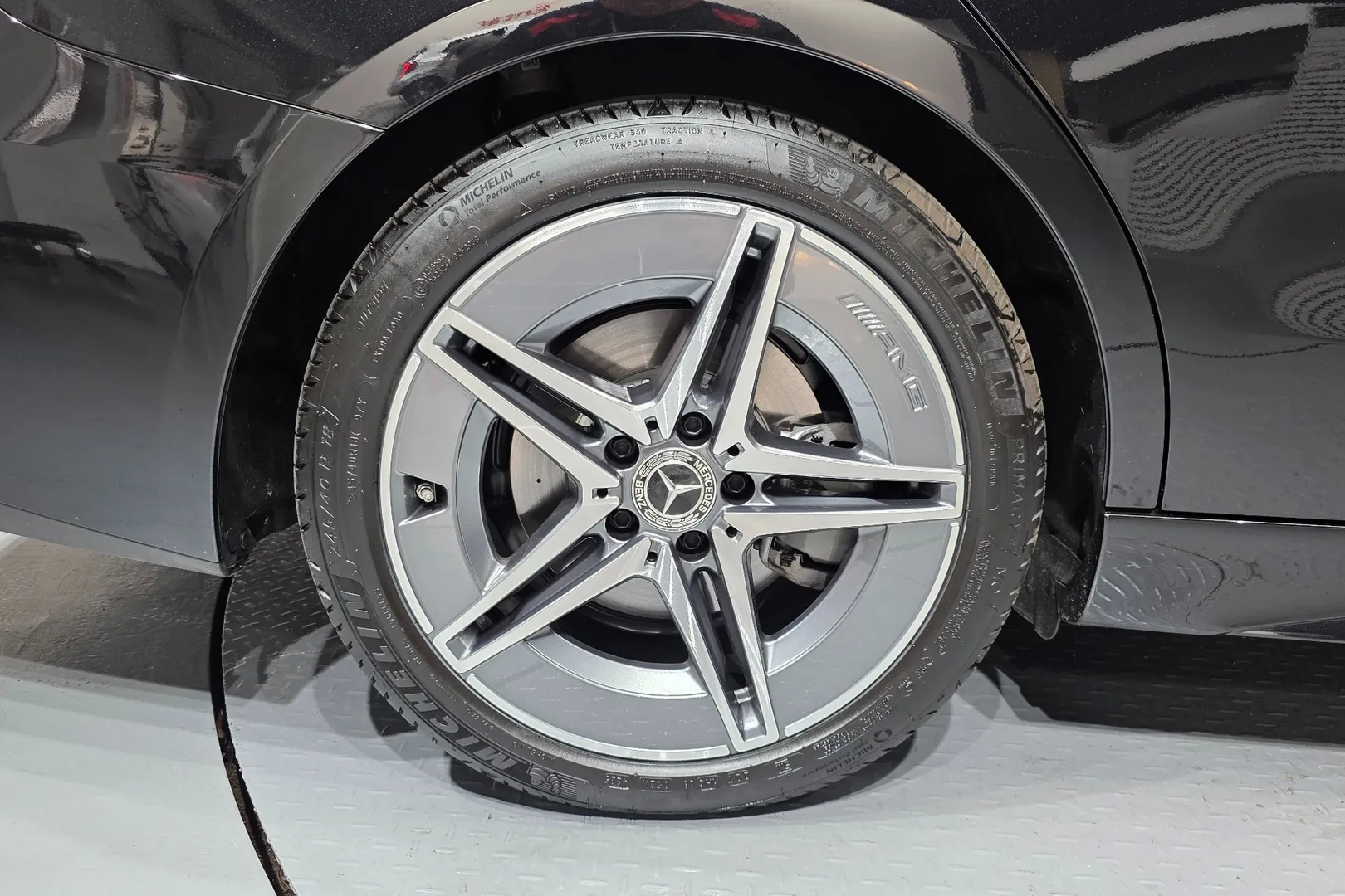Mercedes-Benz C-Class C200 AMG Line 2026, чёрный, фото 28