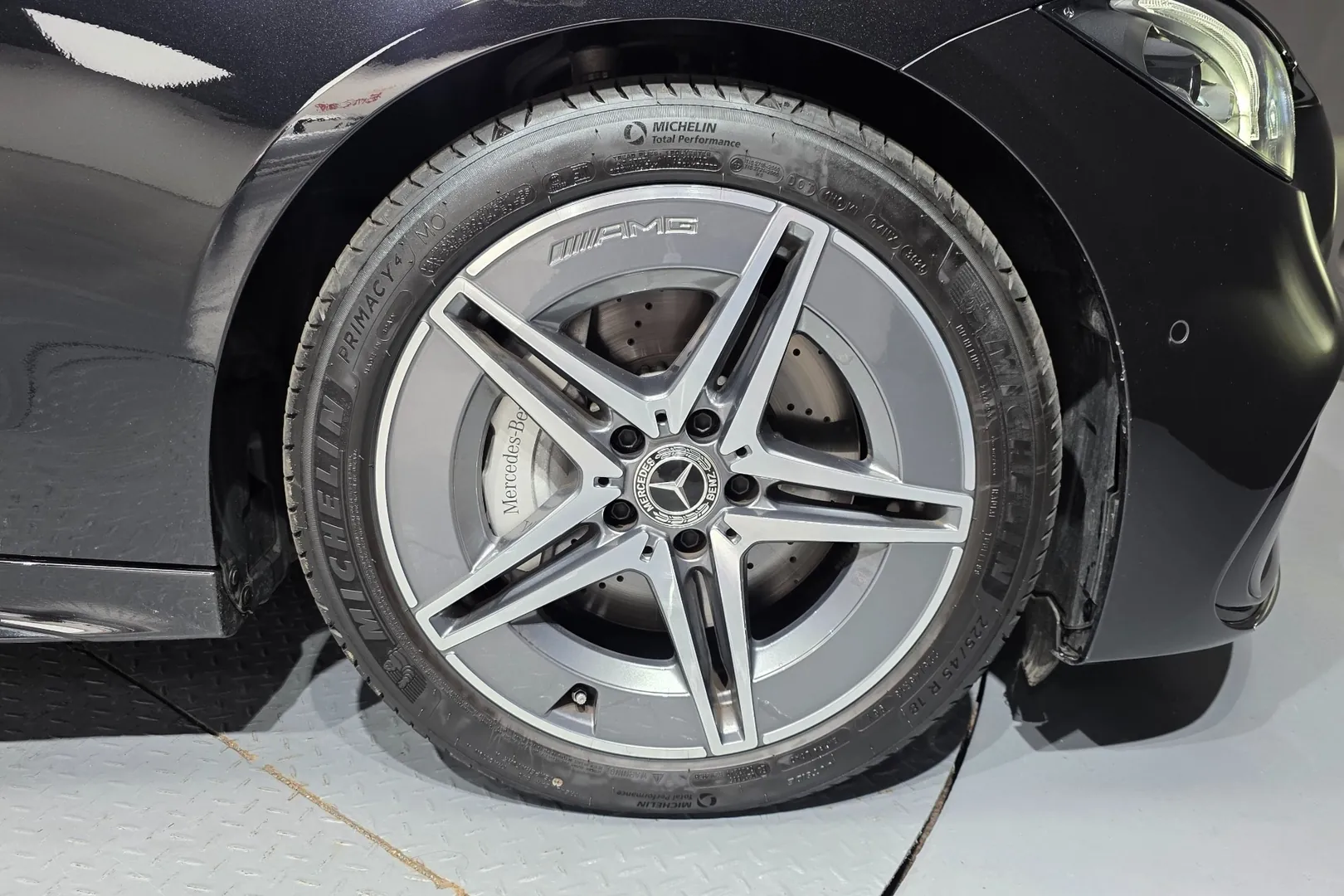 Mercedes-Benz C-Class C200 AMG Line 2026, чёрный, фото 29