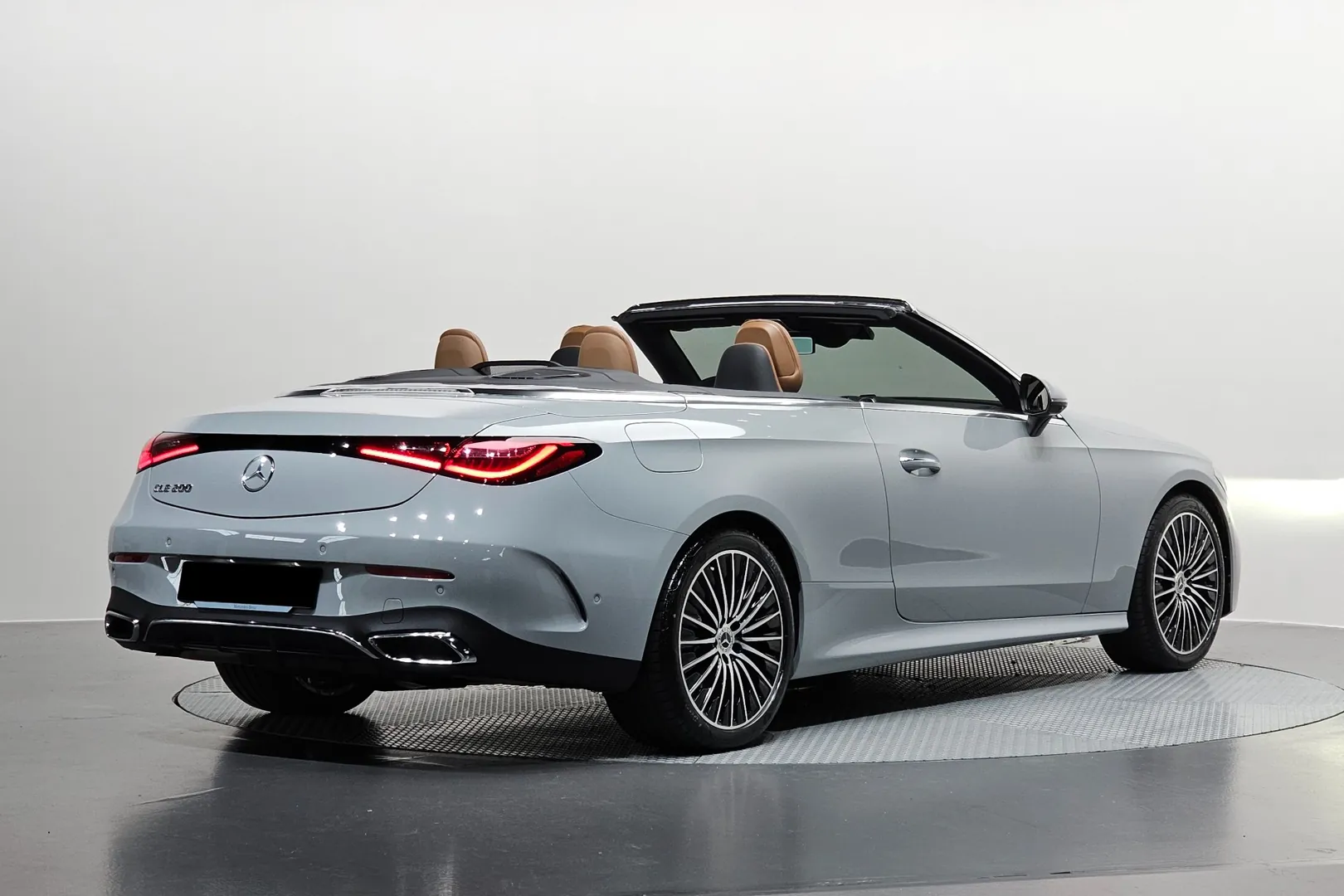 Купить Mercedes-Benz CLE200 Cabriolet 2025 2.0 л 204 л.с Бензин, Серый, Автомат, Задний привод — авто из Германия, с доставкой по всей России