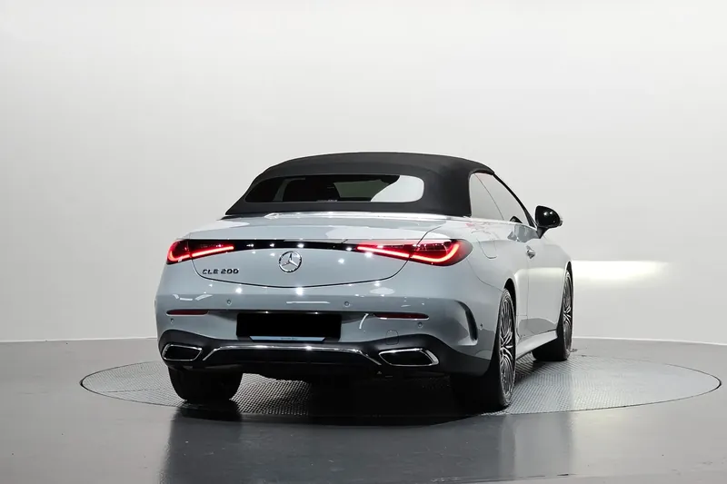 Заказать Mercedes-Benz CLE200 Cabriolet 2025 2.0 л 204 л.с Бензин с пробегом 3 436 км, Автомат, Задний привод, цвет Серый, поставка из Германия, доставка по РФ CLE 200 Cabriolet - фото 3