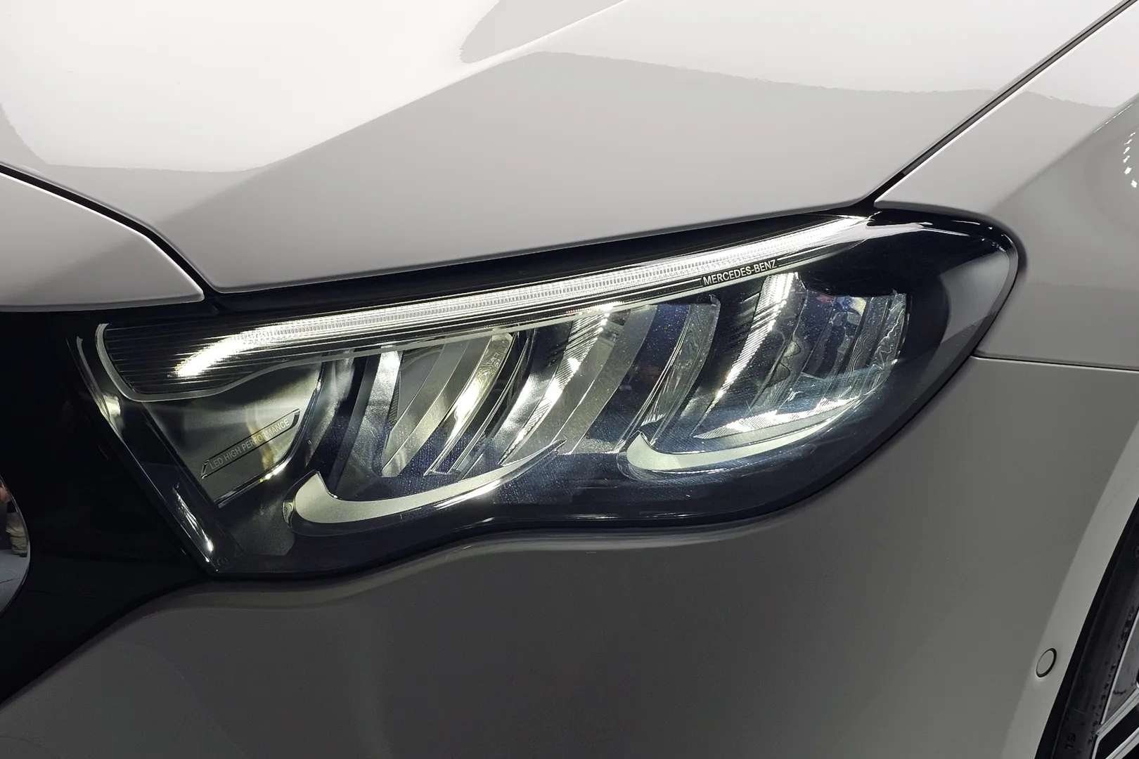 Mercedes-Benz E-Class E200 AMG Line 2026, белый, фото 31