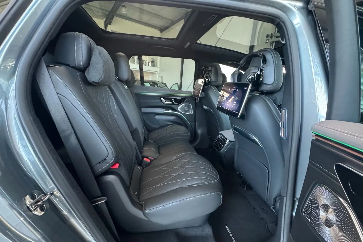 Официальная поставка Mercedes-Benz EQS SUV 450 4MATIC AMG Line Business Class 2026 0.0 л 360 л.с Электричество, Серый, Автомат, Полный привод, привезён из Германия, фото 16