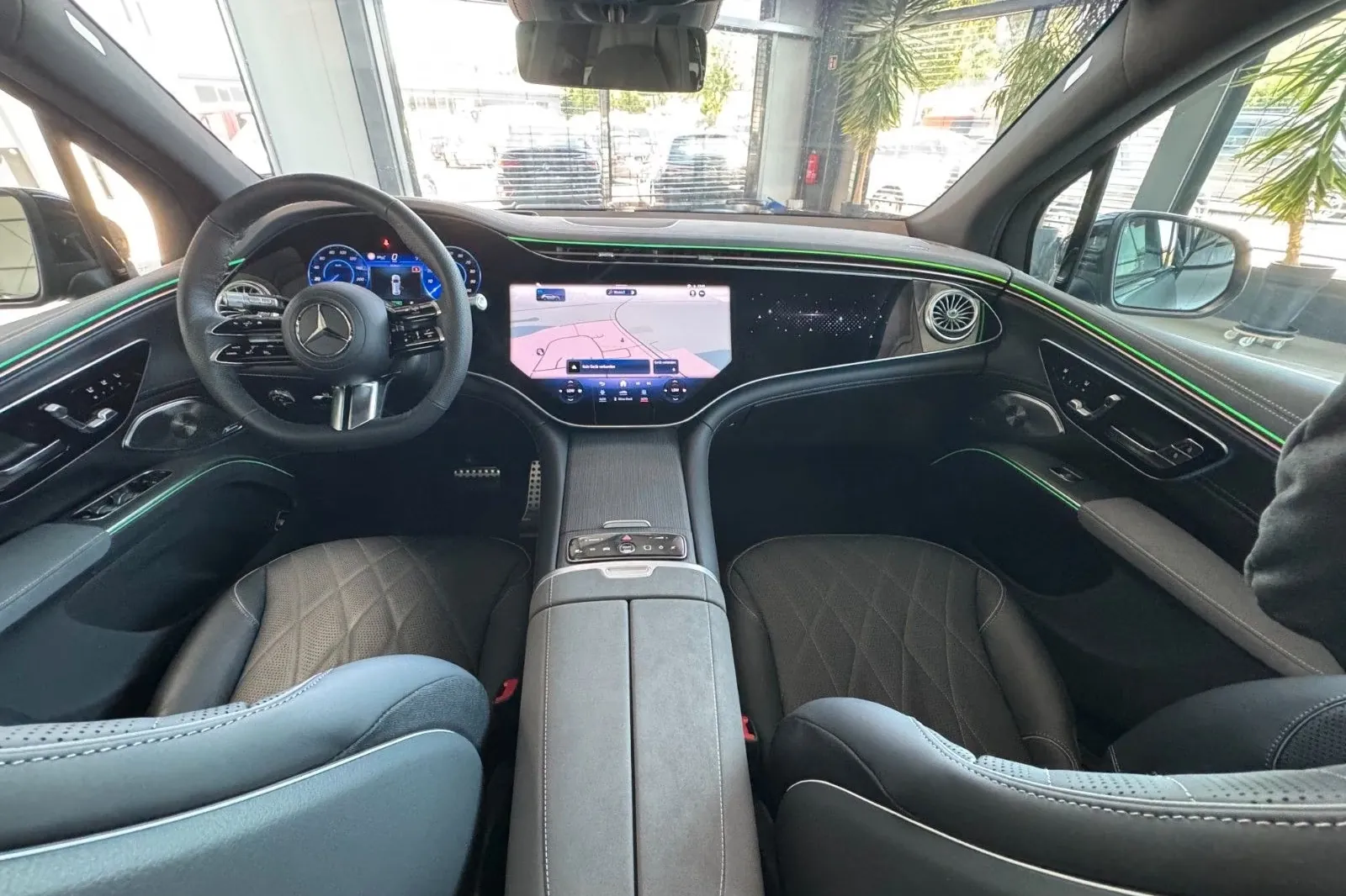 Заказать Mercedes-Benz EQS SUV 450 4MATIC AMG Line Business Class 2026 0.0 л 360 л.с Электричество, Серый, Полный привод, Автомат — поставка из Германия, доставка по России и СНГ, фото 10