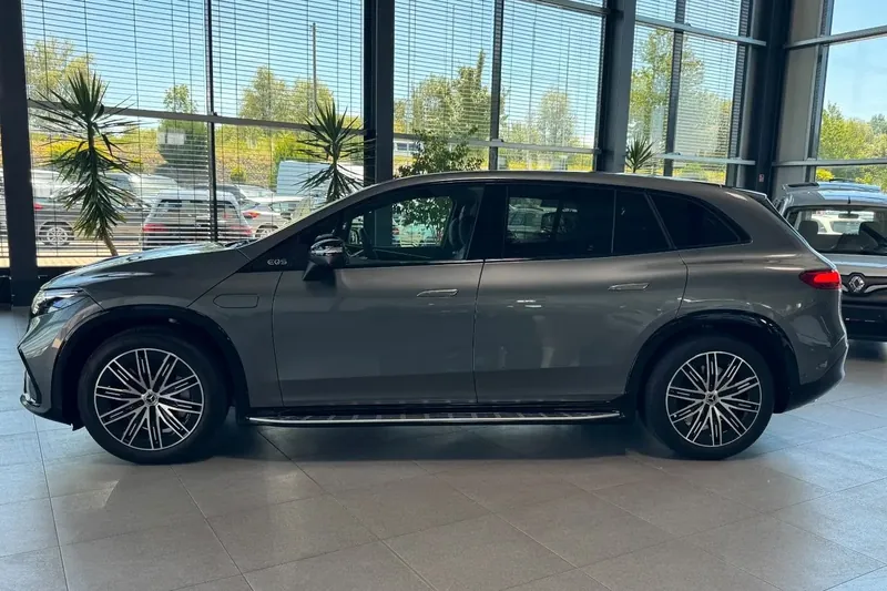 Заказать Mercedes-Benz EQS SUV 450 4MATIC AMG Line Business Class 2026 0.0 л 360 л.с Электричество с пробегом 598 км, Автомат, Полный привод, цвет Серый, поставка из Германия, доставка по РФ EQS SUV 450 4MATIC AMG Line Business Class - фото 3