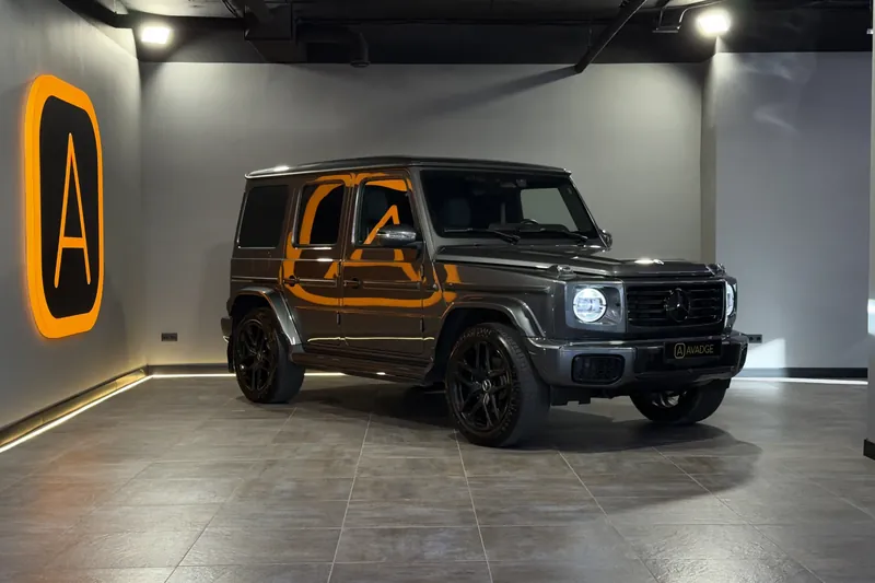 Заказать Mercedes-Benz G-Class G 450d 2025 3.0 л 367 л.с Дизель с пробегом 11 000 км, Автомат, Полный привод, цвет Серый, поставка из Япония, доставка по РФ G-Class G 450d - фото 3