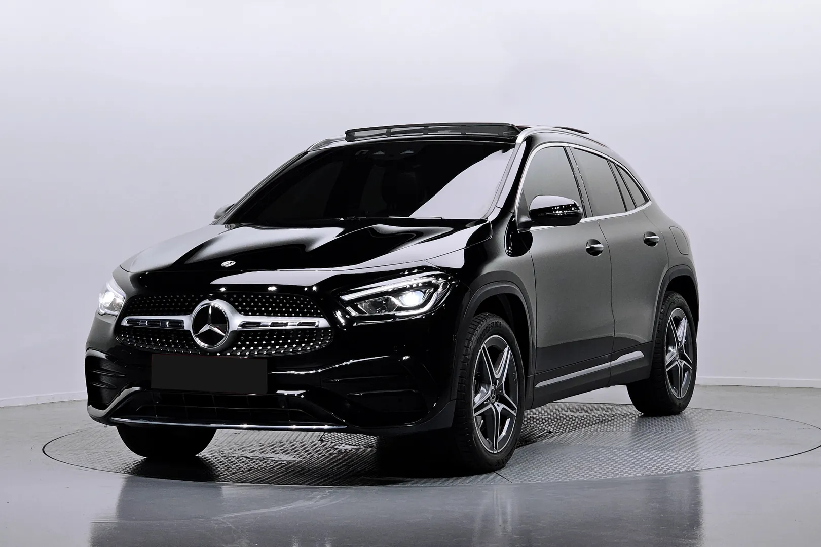 Mercedes-Benz GLA250 4MATIC