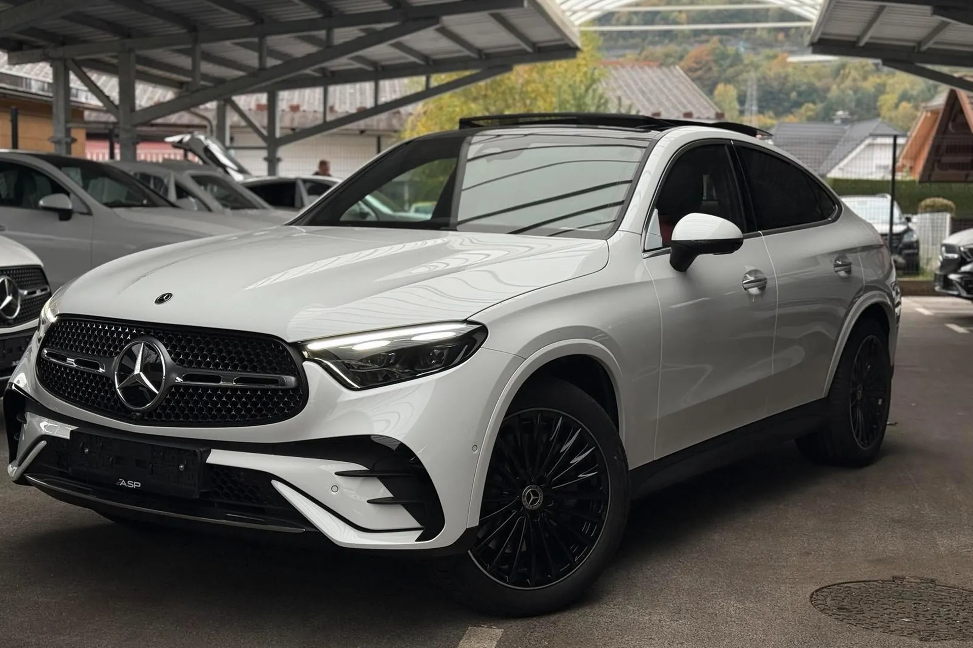 Mercedes-Benz GLC 220D 4MATIC AMG LINE