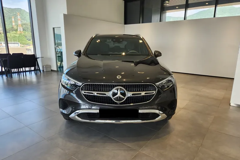Mercedes-Benz GLC 220d 4MATIC 2025 2.0 л 197 л.с Дизель, новый авто, Полный привод, Автомат, цвет Серый, страна-производитель — Германия GLC 220d 4MATIC — фото 2