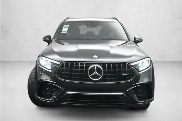 Заказать Mercedes-Benz GLC 43 AMG 4MATIC 2026 2.0 л 421 л.с Бензин с пробегом 100 км, Автомат, Полный привод, цвет Серый, поставка из США, доставка по РФ GLC 43 AMG 4MATIC - фото 3