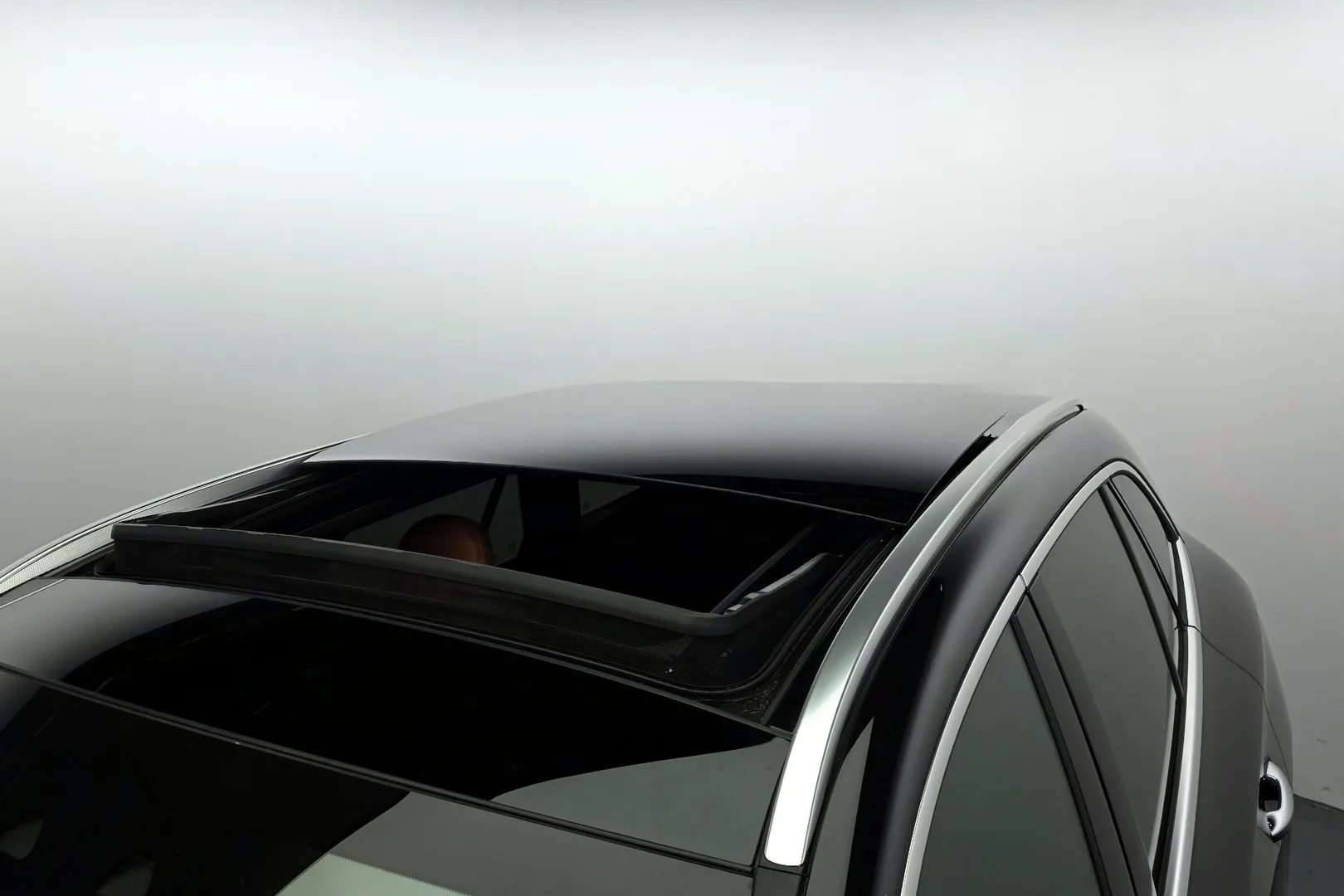 Доступен к заказу Mercedes-Benz GLC300 4MATIC Avantgarde 2025 2.0 л 258 л.с Бензин: Чёрный, коробка Автомат, привод Полный привод, осмотр и тест-драйв в Москве