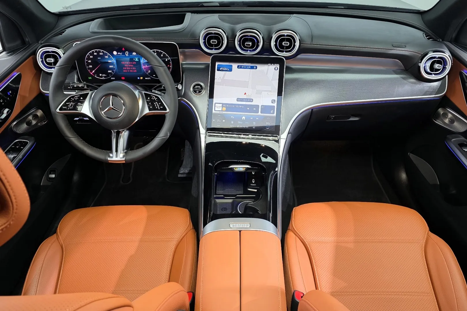 Mercedes-Benz GLC300 4MATIC Avantgarde 2025 2.0 л 258 л.с Бензин в продаже: Чёрный, Автомат, Полный привод, страна-производитель — Германия, доставка по РФ