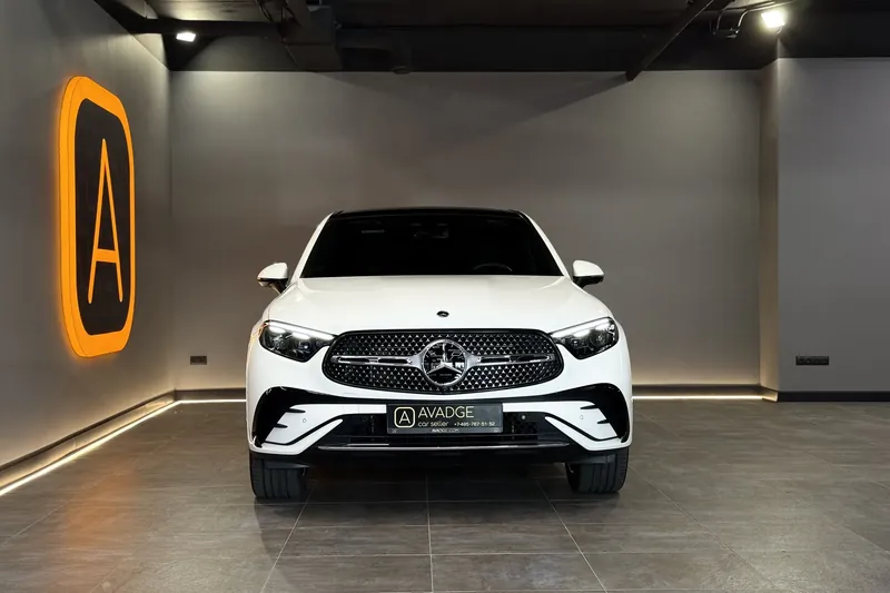 Mercedes-Benz GLC300 4MATIC Coupe 2023 2.0 л 258 л.с Бензин, новый авто, Полный привод, Автомат, цвет Белый, страна-производитель — Германия GLC 300 Coupe 4MATIC - фото 2