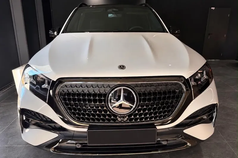 Mercedes-Benz GLE 450e 4MATIC, AMG Line 2026 3.0 л 435 л.с Гибрид, новый авто, Полный привод, Автомат, цвет Белый, страна-производитель — Германия GLE 450e 4MATIC, AMG Line - фото 2