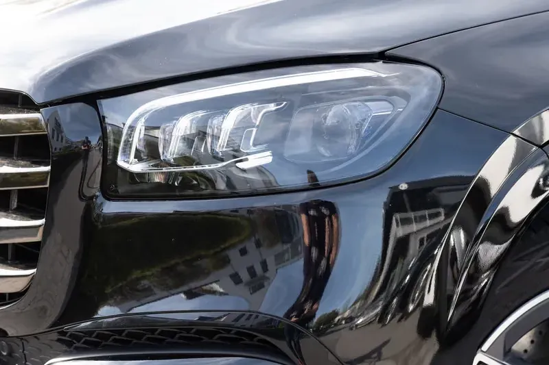 Заказать Mercedes-Benz GLS 450d 4MATIC AMG Line 2026 3.0 л 367 л.с Дизель с пробегом 4 200 км, Автомат, Полный привод, цвет Чёрный, поставка из Германия, доставка по РФ GLS 450d 4MATIC AMG Line - фото 3
