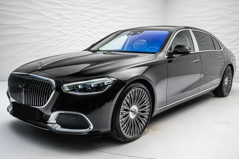 Заказать Mercedes-Benz Maybach S 580 4Matic 2026 4.0 л 523 л.с Бензин с пробегом 50 км, Автомат, Полный привод, цвет Чёрный, поставка из Германия, доставка по РФ Maybach S 580 4Matic - фото 3