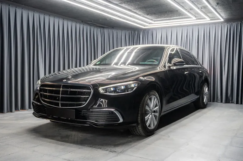 Mercedes-Benz S 680 4M GUARD Armoured VR10 FULL STOCK