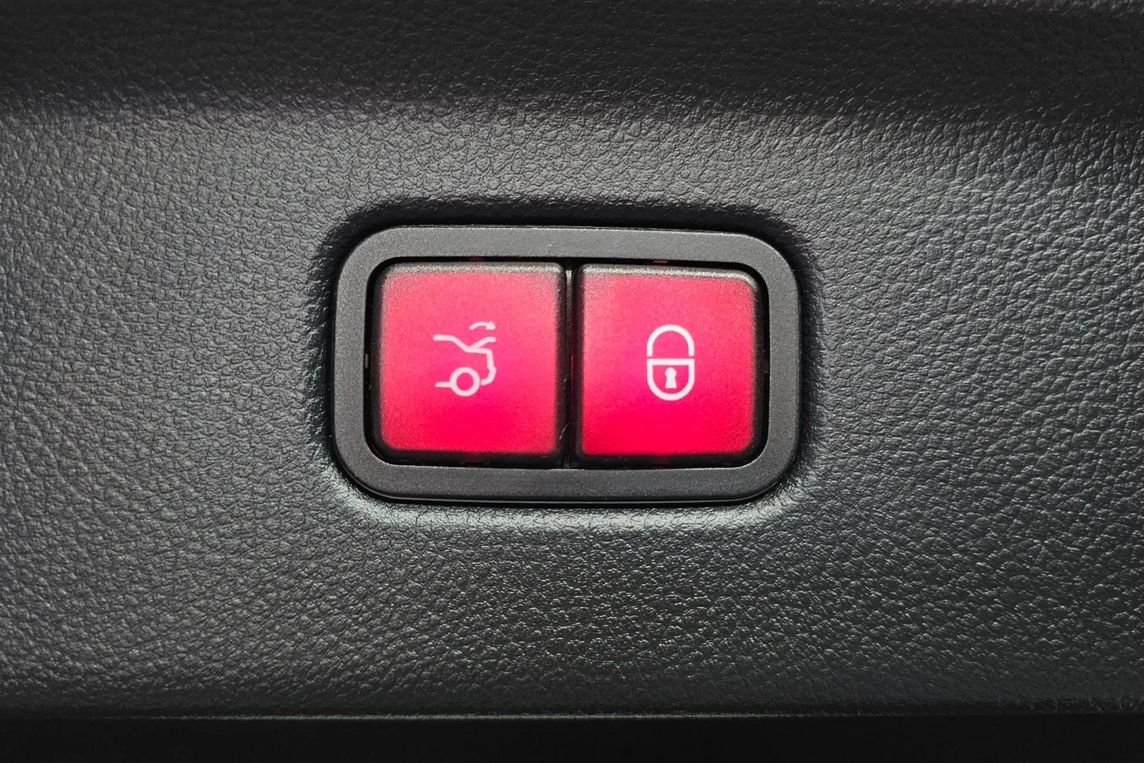 Доступен к заказу Mercedes-Benz S-Class W223 S450 4MATIC 2025 3.0 л 367 л.с Бензин: Чёрный, коробка Автомат, привод Полный привод, осмотр и тест-драйв в Москве