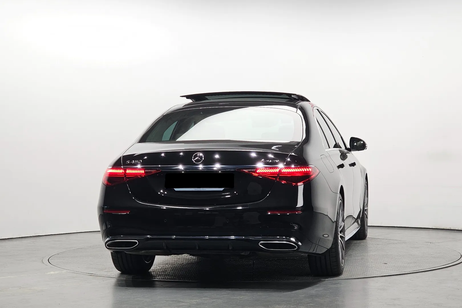 Купить Mercedes-Benz S-Class W223 S450 4MATIC 2025 3.0 л 367 л.с Бензин, Чёрный, Автомат, Полный привод — авто из Германия, с доставкой по всей России