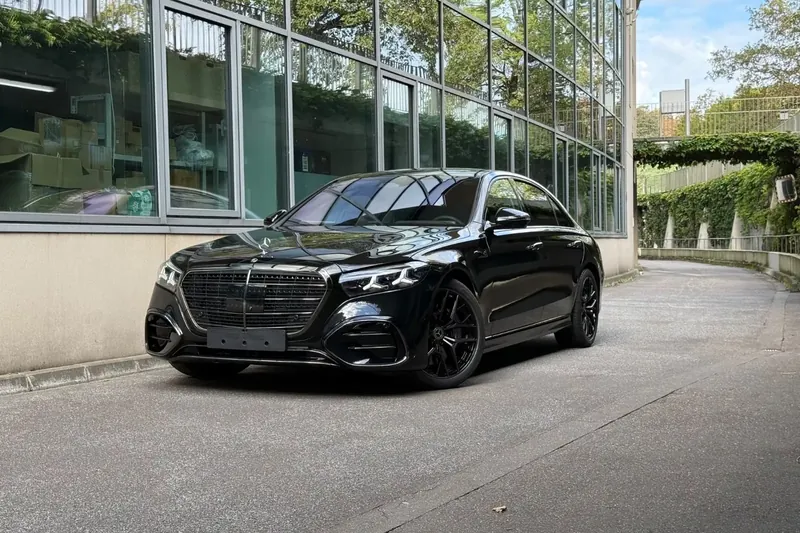 Mercedes-Benz S-Class 500 L 4MATIC, AMG Line