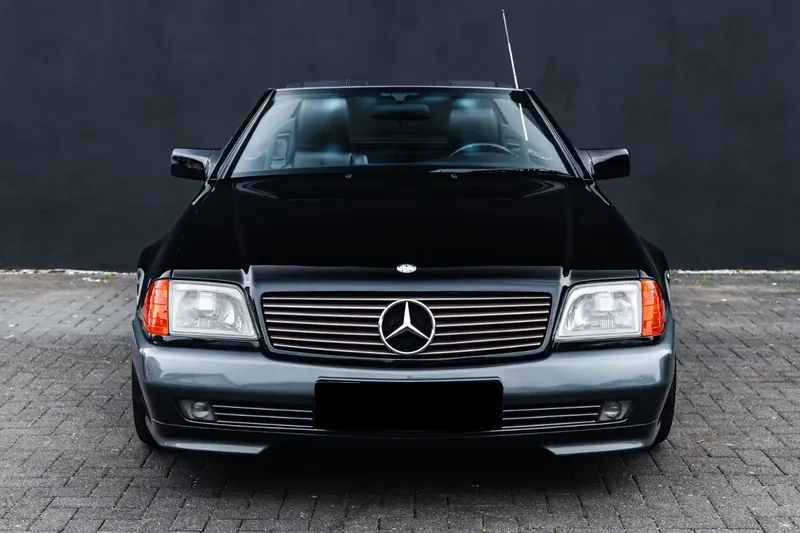 Заказать Mercedes-Benz SL 500 AMG AERO 1990 5.0 л 326 л.с Бензин с пробегом 94 000 км, Автомат, Задний привод, цвет Чёрный, поставка из Германия, доставка по РФ SL 500 AMG AERO - фото 3