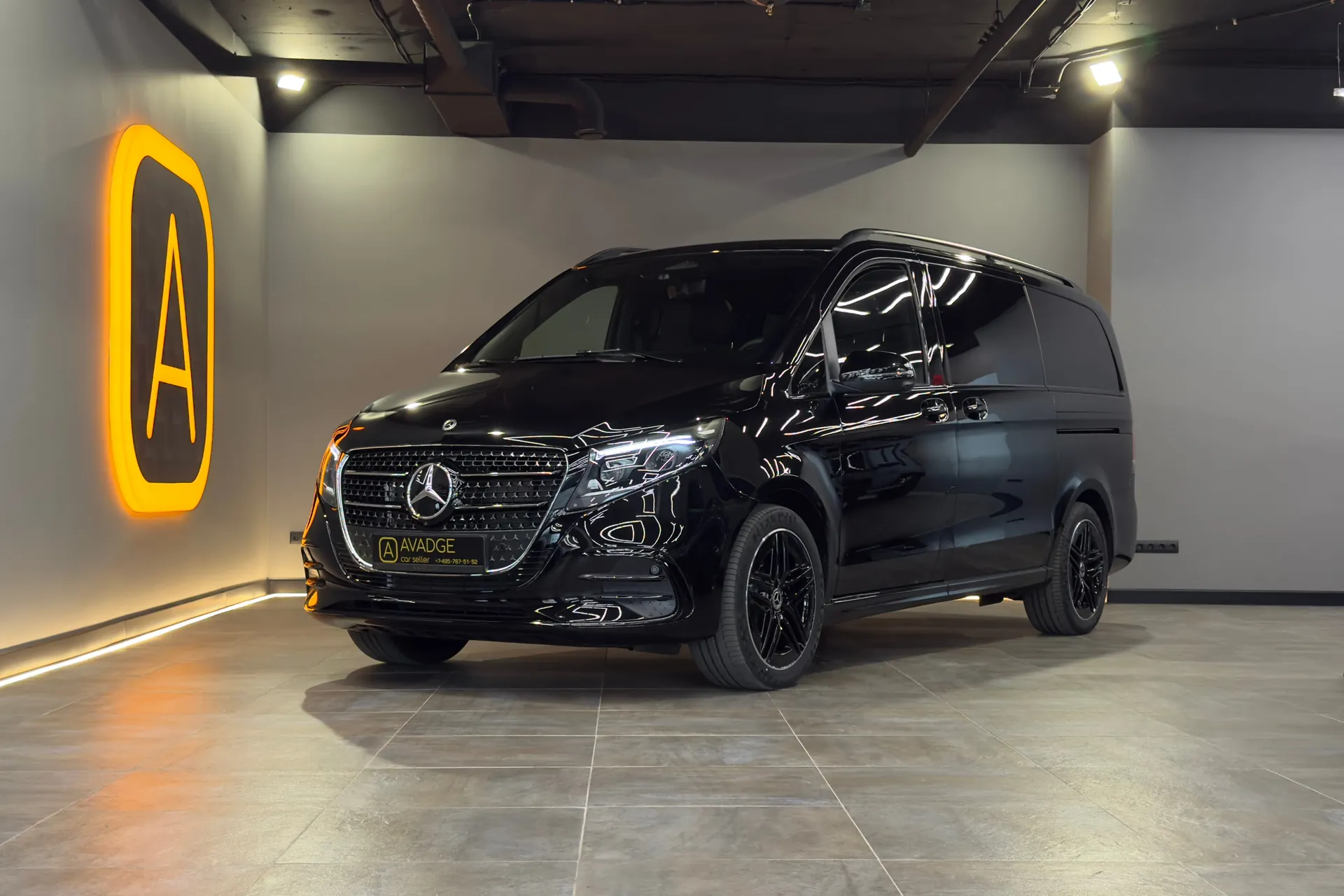 Mercedes-Benz V300d 4MATIC 2025