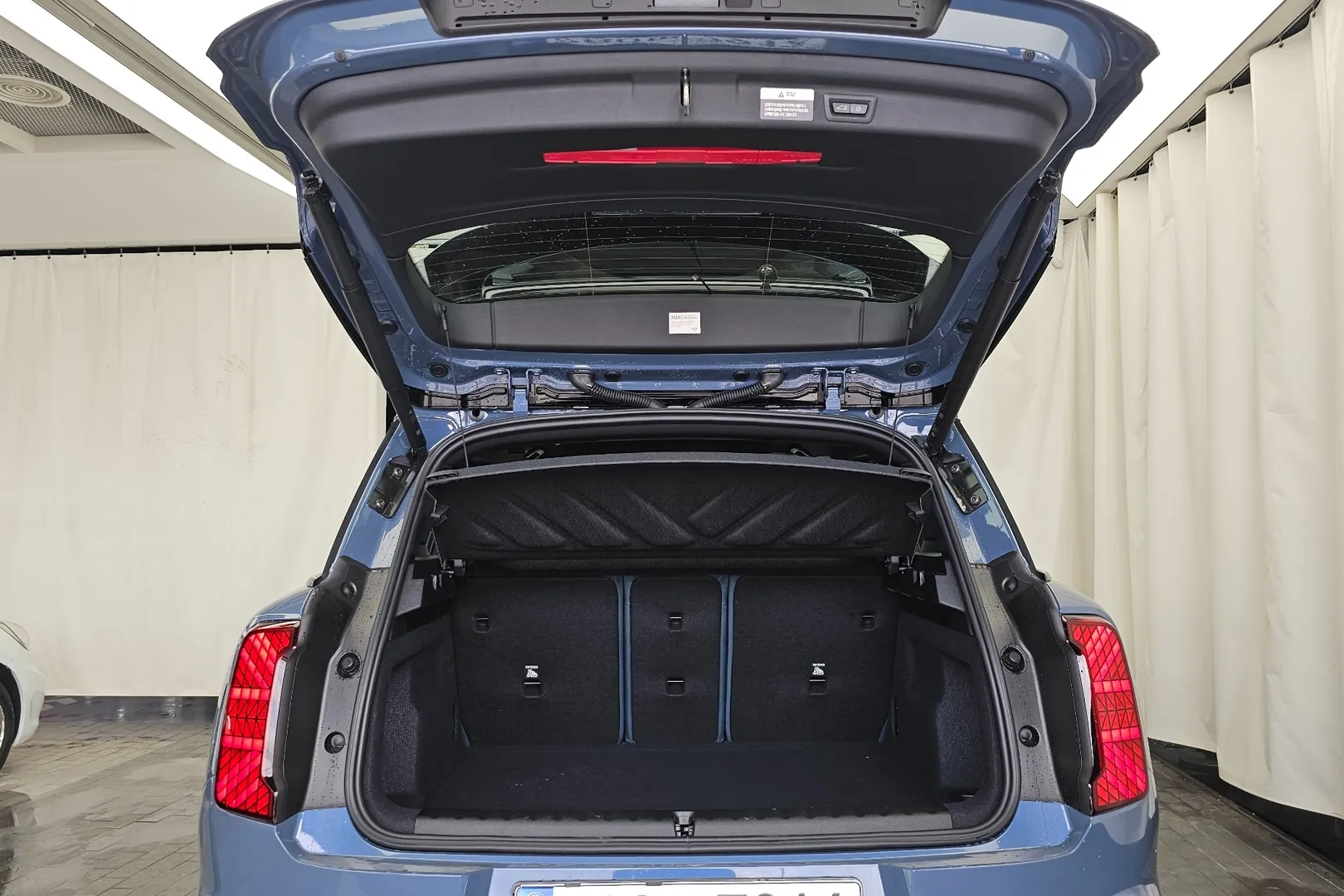 Официальная поставка Mini Cooper S Countryman ALL4 Favoured 2026 2.0 л 241 л.с Бензин, Синий, Автомат, Полный привод, привезён из Корея, фото 16