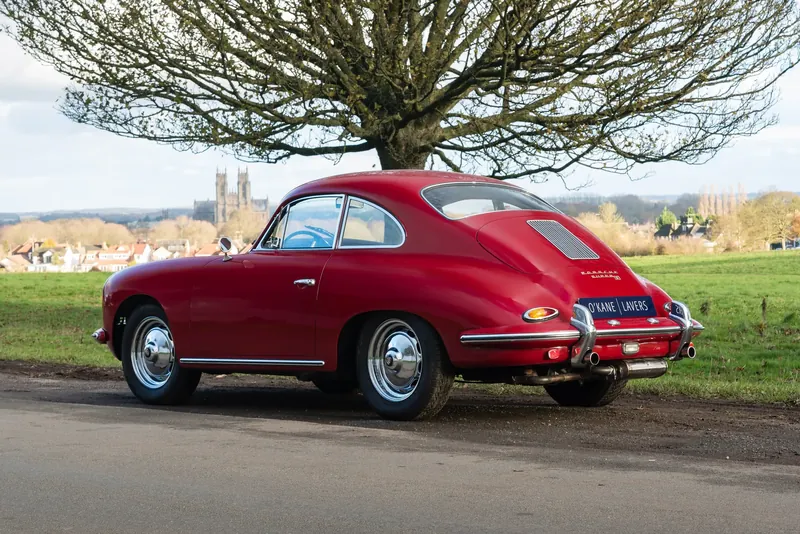 Купить Porsche 356 B Super 90 Coupe 1960 1.6 л 90 л.с Бензин, Красный, Механика, Задний привод — авто из Великобритания, с доставкой по всей России 356 B Super 90 Coupe - фото 3