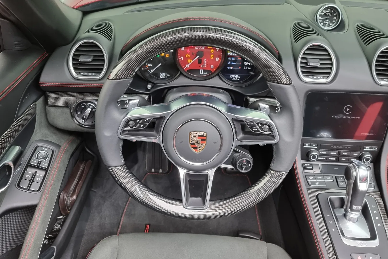 Новый Porsche 718 Boxster 4.0 GTS 2024 4.0 л 400 л.с Бензин: Задний привод, Красный, коробка — Автомат, привезён из Германия, доставка по регионам