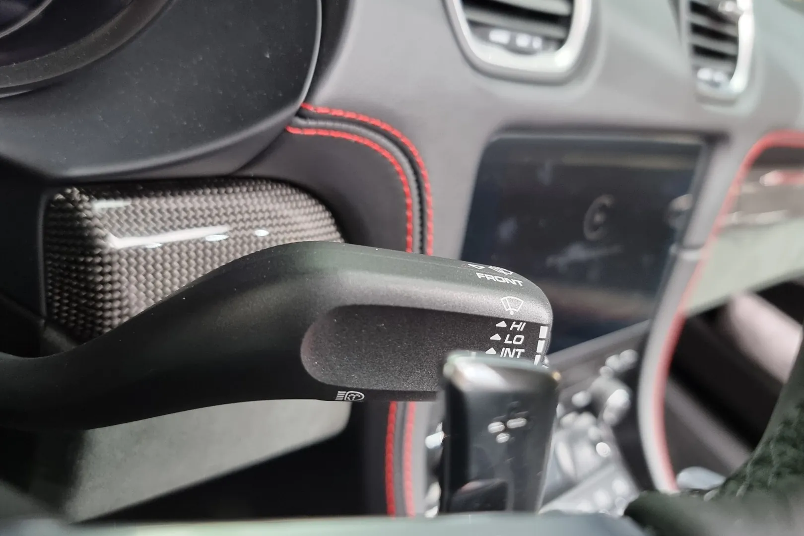 Новый Porsche 718 Boxster 4.0 GTS 2024 4.0 л 400 л.с Бензин в кузове Красный, коробка — Автомат, привод — Задний привод, страна производства — Германия