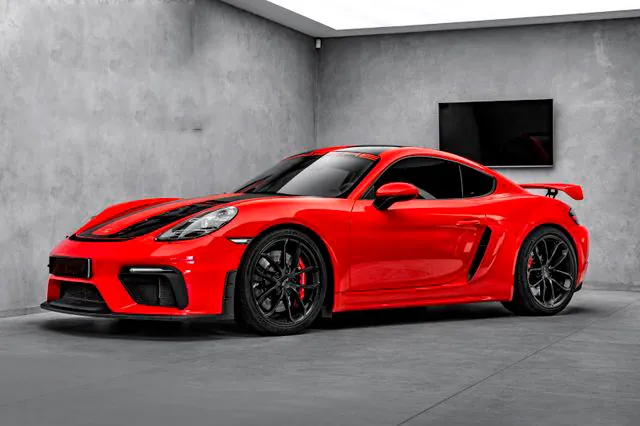 Porsche 718 Cayman GT4