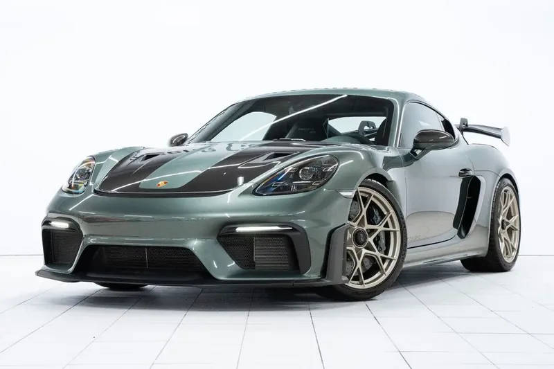 Porsche 718 Cayman GT4 RS